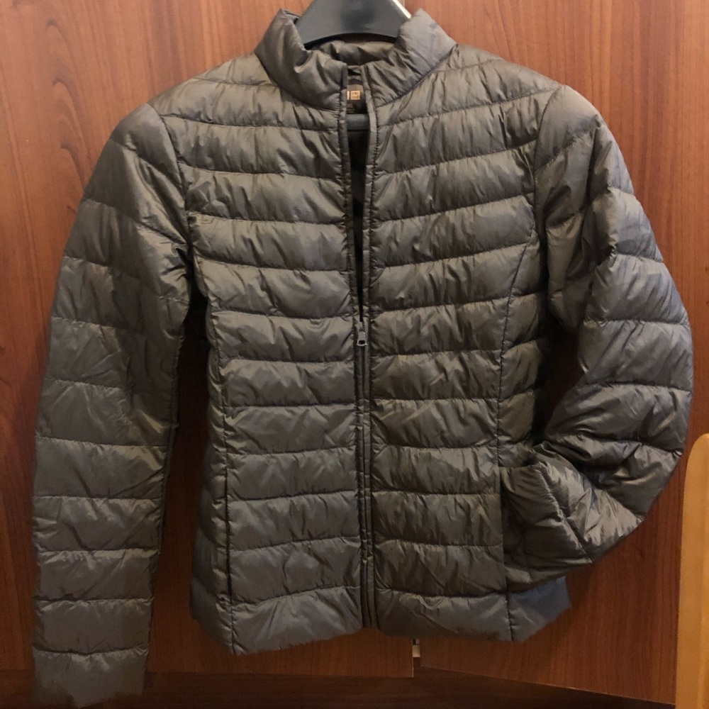Uniqlo XS Women’s Down Jacket